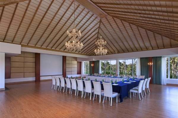Hotel The Laguna a Luxury Collection Resort & Spa Nusa Dua Bali